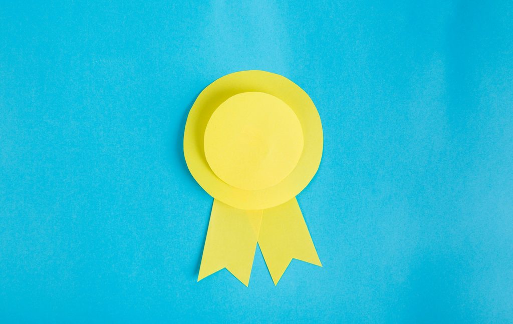 certifyに関連する単語を以下のように紹介します。