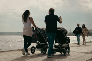 ベビーカーはアメリカとイギリスとでは単語が違います
